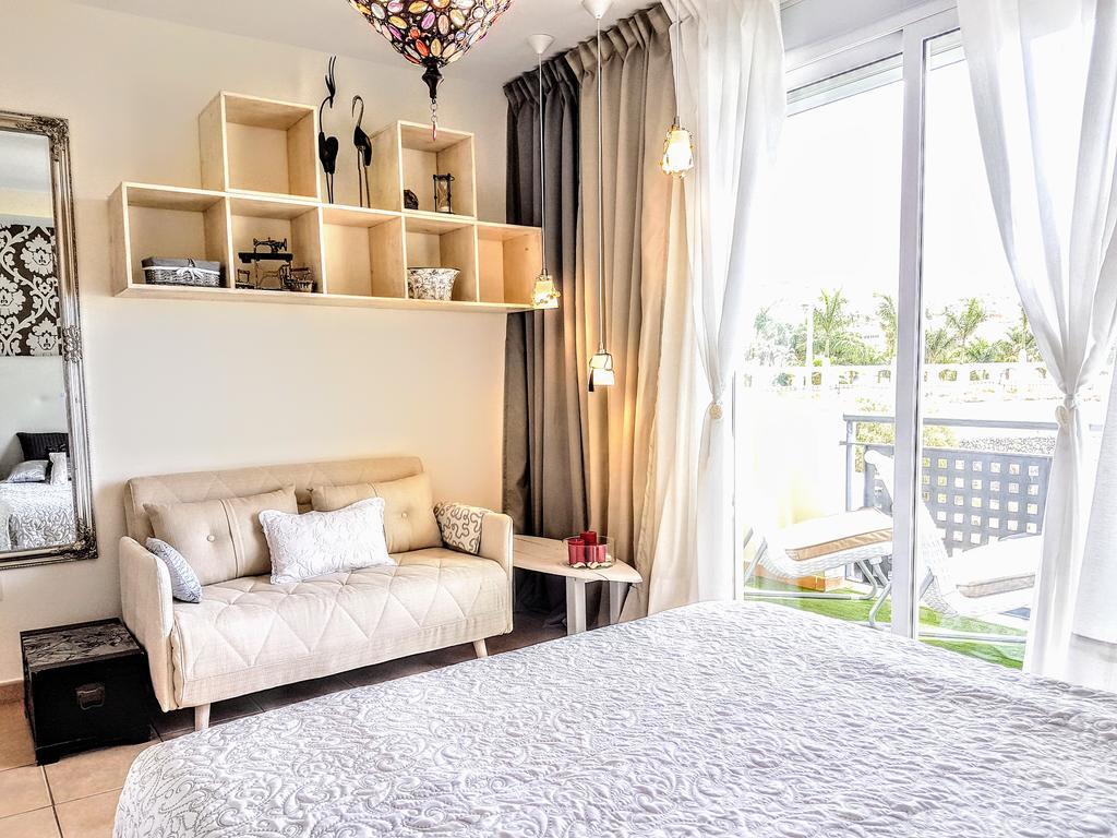 Townhouse Corona Costa Adeje Екстериор снимка