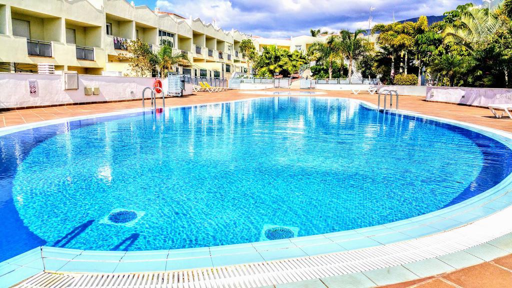 Townhouse Corona Costa Adeje Екстериор снимка